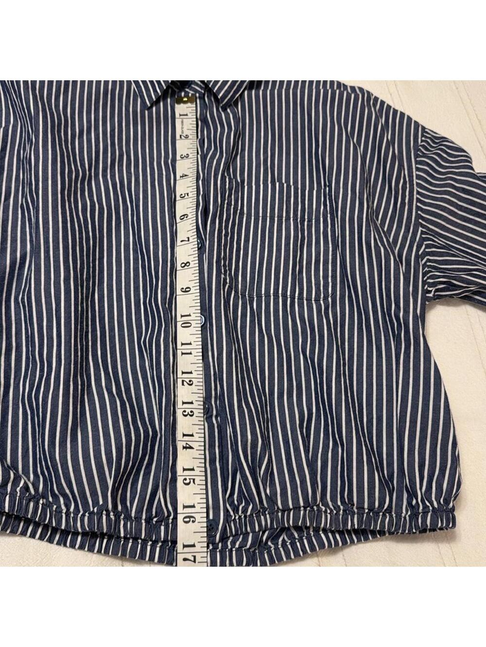 KUT from the Kloth Blue Striped Cropped Button Down Shirt Women's Small - Picture 4 of 7